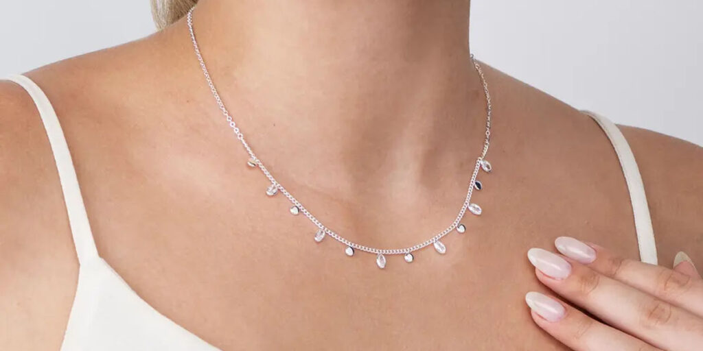 usar joias para ficar mais bonita